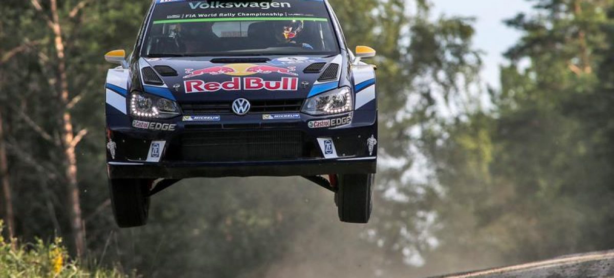 Andreas Mikkelsen lidera el Rally de Alemania tras los dos primeros tramos