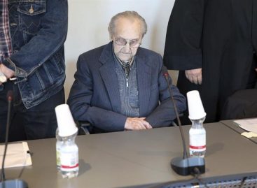 Alemania enjuicia a un exenfermero de 95 años por 3.681 muertes en Auschwitz