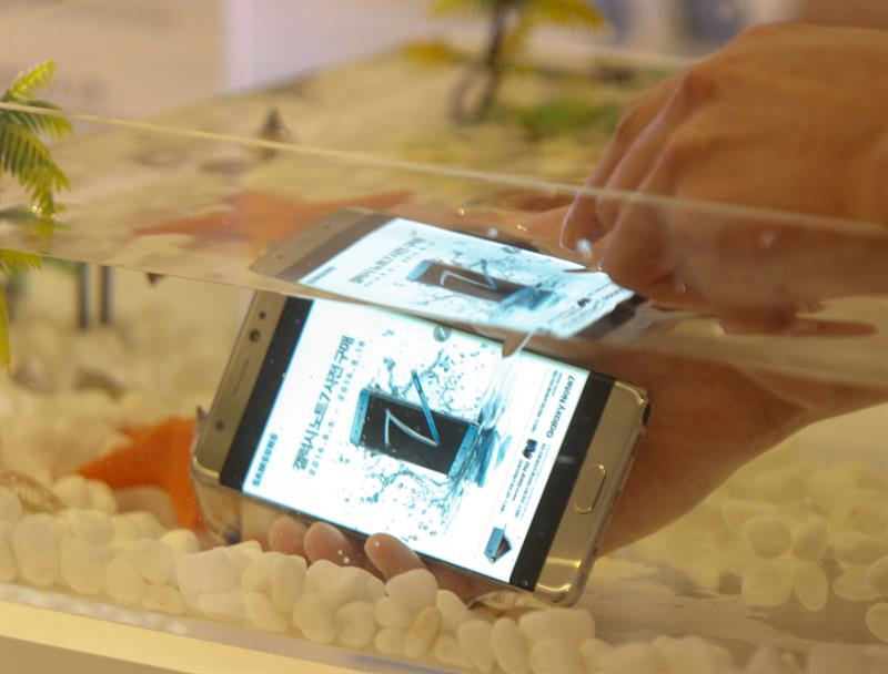 Samsung detuvo la producción del Galaxy Note 7 tras los casos de incendios