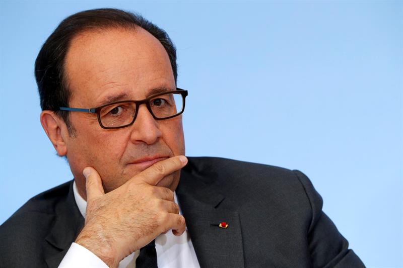 Hollande tiene dudas sobre recibir a Putin en París
