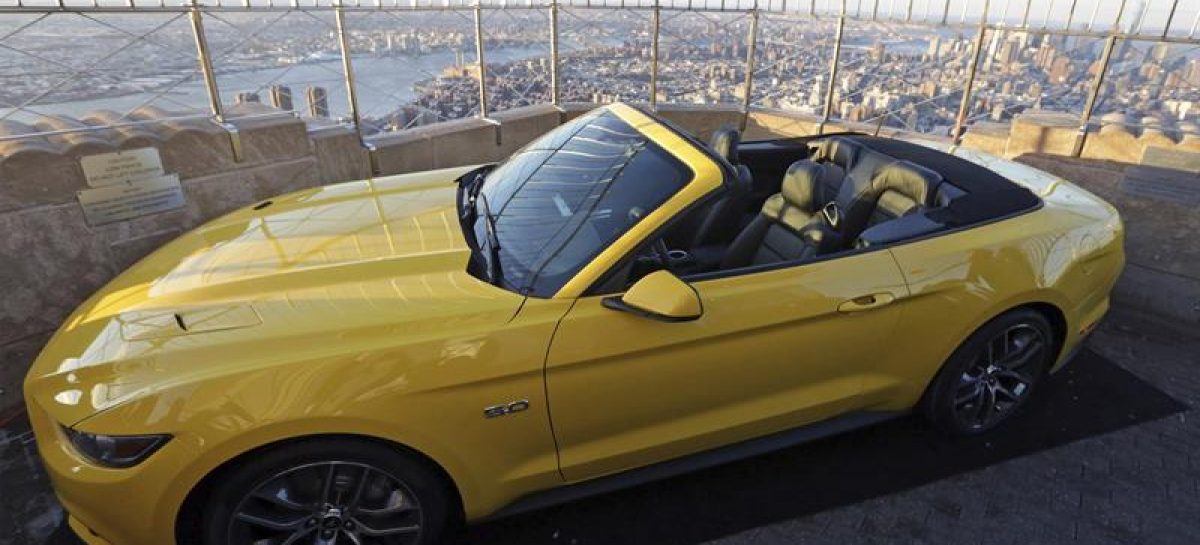 Ford suspende durante una semana producción del Mustang