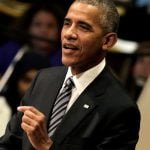 Obama: La democracia está en juego en las elecciones