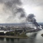 Un muerto y varios desaparecidos en explosión de planta química alemana