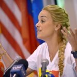 Esposa del opositor Leopoldo López se reunió con el presidente peruano