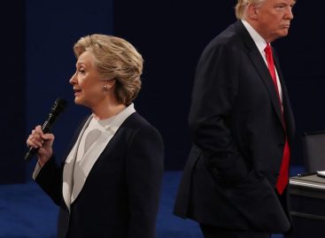 Hillary Clinton y Donald Trump intentan movilizar al electorado