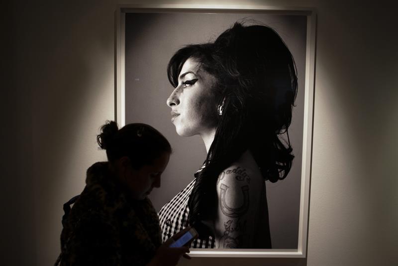 Álbum «Back to Black» de Amy Winehouse cumplirá 10 años