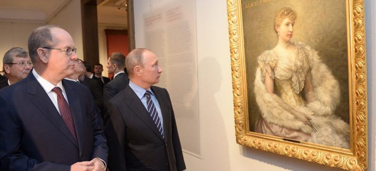 Alberto de Mónaco y Putin inauguran la exposición «Romanov y Grimaldi»