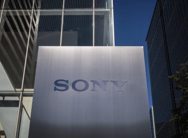 Los terremotos y la reestructuración hundieron ganancias de Sony