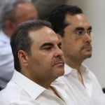 Expresidente salvadoreño fue detenido y espera audiencia