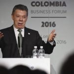 Santos prometió a los inversores británicos nuevo acuerdo de paz