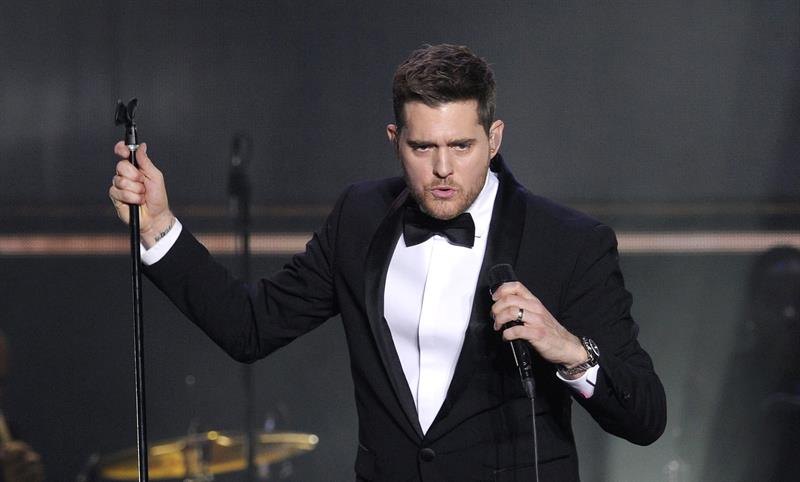 Michael Bublé anuló agenda para luchar por la salud de su hijo