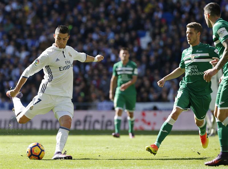 Real Madrid anunció la renovación de Cristiano Ronaldo hasta 2021