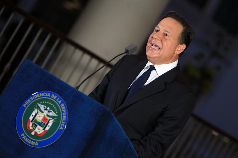 Varela viajó a México y se verá el lunes con Peña Nieto