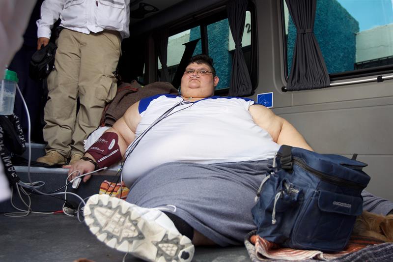 El hombre más obeso del mundo inició tratamiento para bajar de peso