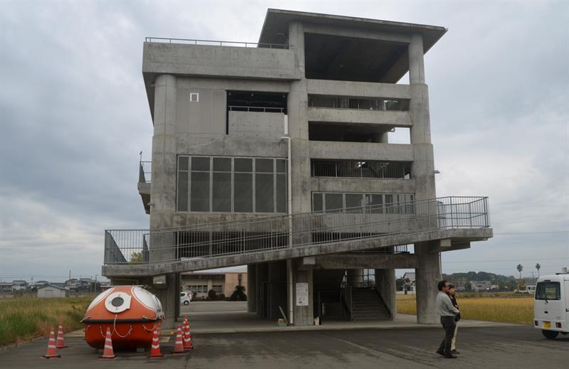 Japón se prepara para hacer frente a un tsunami de más de 30 metros