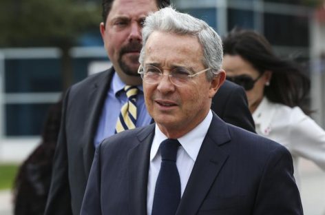 Uribe rechazó que nuevo acuerdo de paz con las FARC sea refrendado