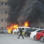 Dos muertos y 21 heridos tras explosión de coche bomba en Turquía