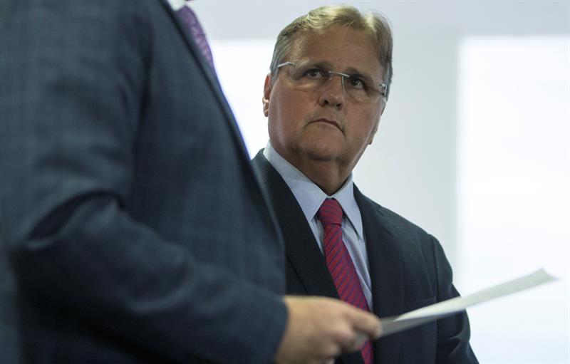 Renunció ministro acusado de tráfico de influencias en Brasil