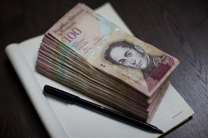 Venezuela introducirá billetes de mayor denominación