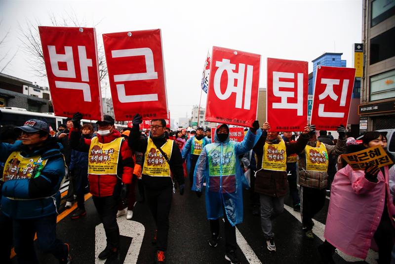 La presidenta surcoreana se negó a ser interrogada