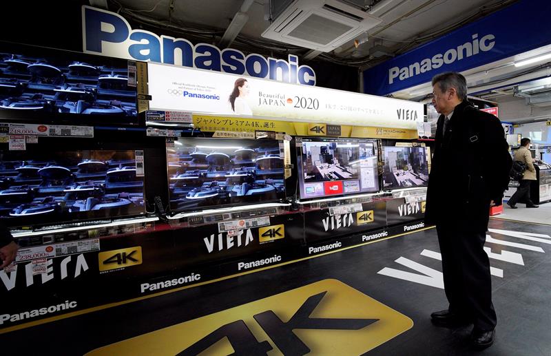 Panasonic comprará ZKW para desarrollar tecnología de autoconducción