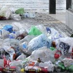 Murieron 29 personas por beber alcohol adulterado en Pakistán