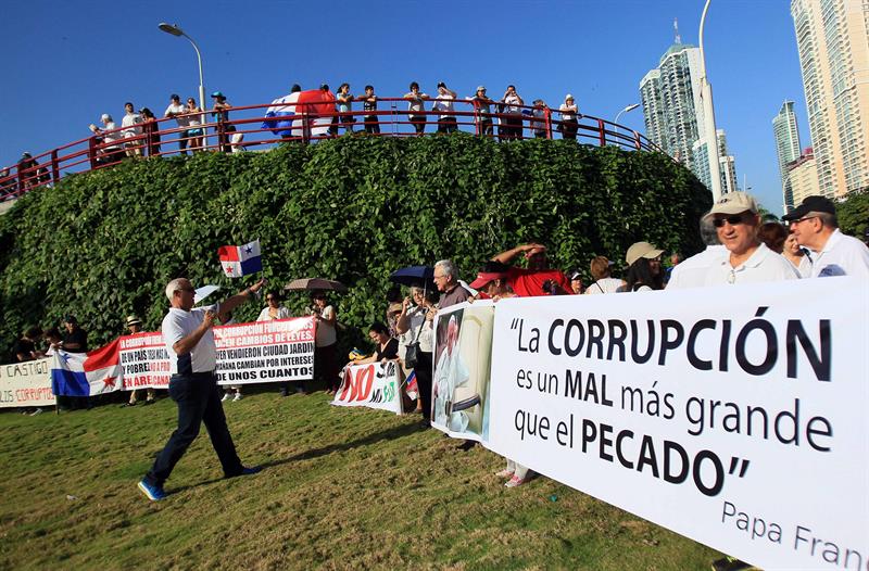 Panamá creó fiscalía especial para investigar presuntos sobornos de Odebrecht