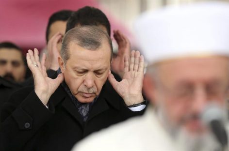 Erdogan criticó a la OTAN por no apoyar a Turquía contra el terrorismo