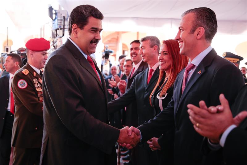 Maduro designó nuevo consejo de vicepresidentes y nombró nuevos ministros