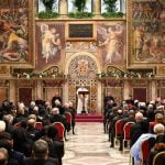 El Papa condenó el extremismo religioso y defiende acogida de refugiados