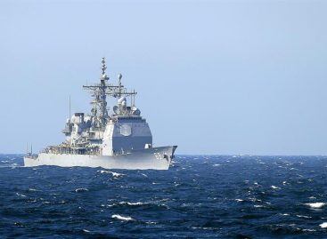 EE.UU. lanzó disparos de advertencia contra navíos iraníes