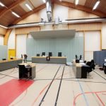 Breivik repitió el saludo nazi al inicio de juicio contra el Estado noruego