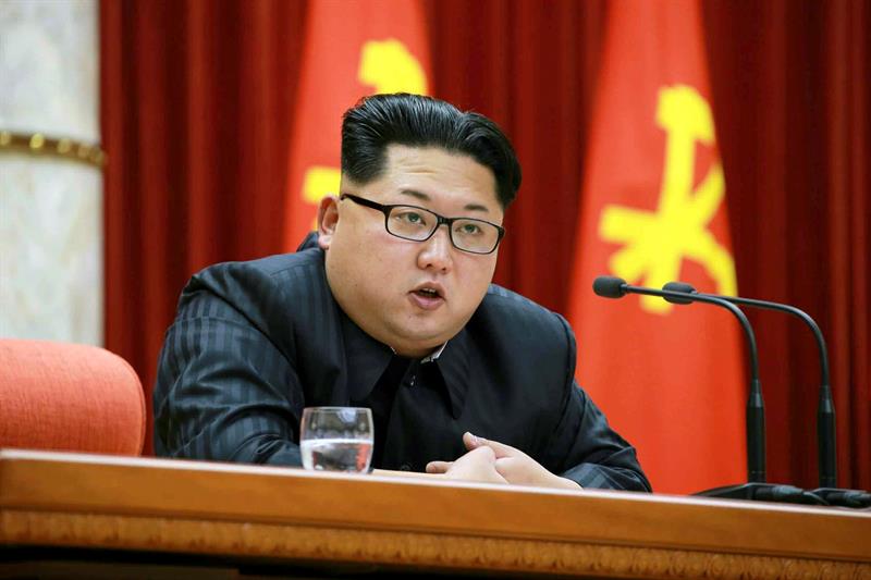 Seúl dijo que Pyongyang posee plutonio para hacer 10 bombas atómicas