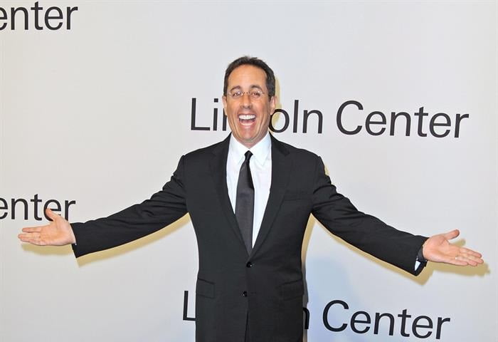 Jerry Seinfeld y «Comedians in Cars Getting Coffee» fichan por Netflix