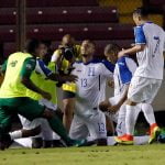 Honduras vence a Panamá y avanzó hacia el título