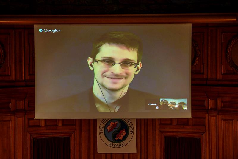 Rusia prorrogó el permiso de residencia a Snowden por dos años