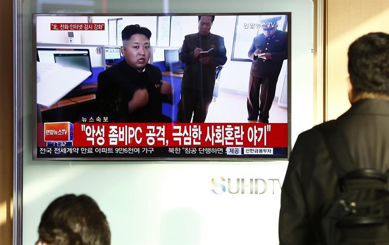 Kim Jong-un volvió a aparecer cojeando en la televisión norcoreana
