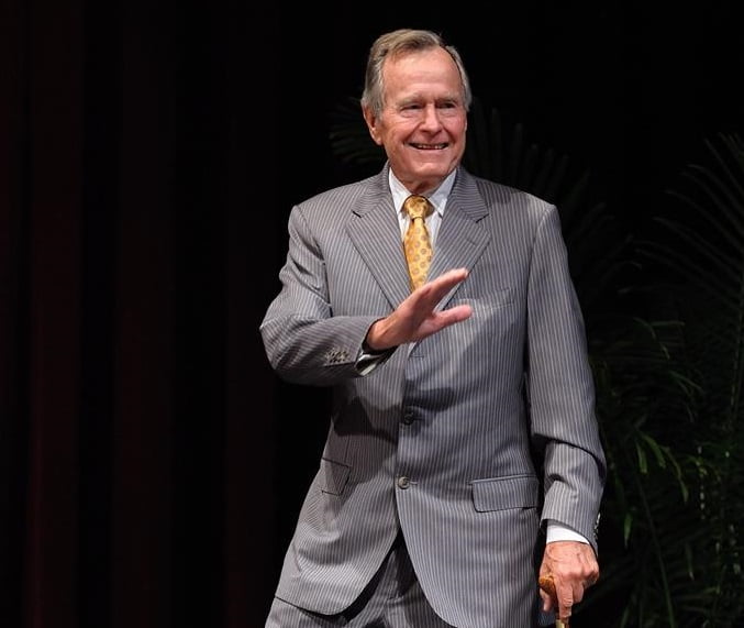 Hospitalizaron al expresidente George H. W. Bush en Houston