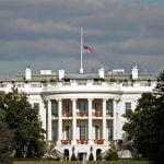 Renunció el director de comunicación de la Casa Blanca tras 10 días en el cargo