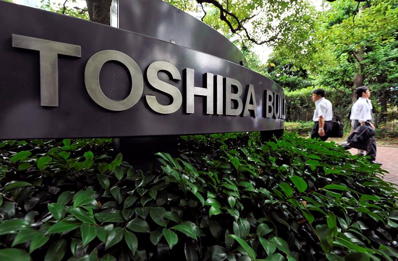 El presidente de Toshiba dimitirá por un deterioro multimillonario de activos