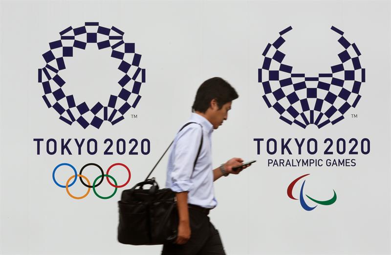 Piden a los japoneses donar smarthpones para fabricar medallas de Tokio 2020