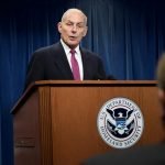 Más de 100 legisladores pidieron a Trump retirar el veto musulmán