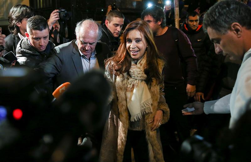Citaron a Cristina Fernández por presunto lavado de dinero