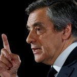 Fillon dijo que fue un «error» ético emplear a su familia