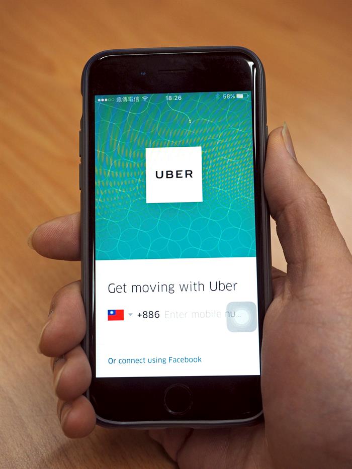 Un francés culpó a Uber de su divorcio y reclamó 48 millones de dólares