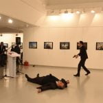 Imagen del asesino de embajador ruso en Turquía ganó el World Press Photo