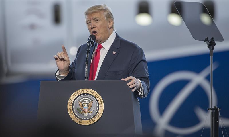 Trump acusa a los medios de  ser «los enemigos del pueblo»