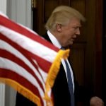 Trump aceleró en Florida la búsqueda de su asesor de Seguridad Nacional