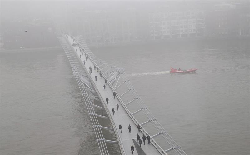 Heathrow redujo 10% de sus vuelos programados a causa del mal tiempo