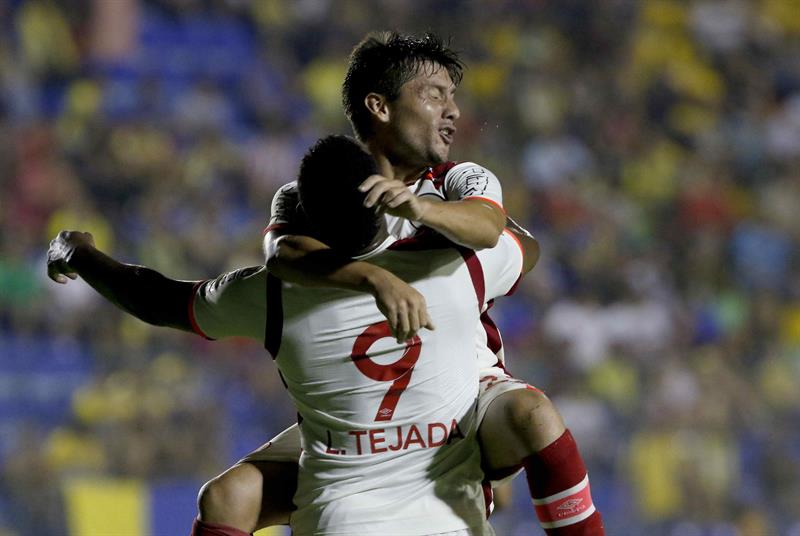 Panameño Luis Tejada anotó en empate de Universitario con Garcilaso